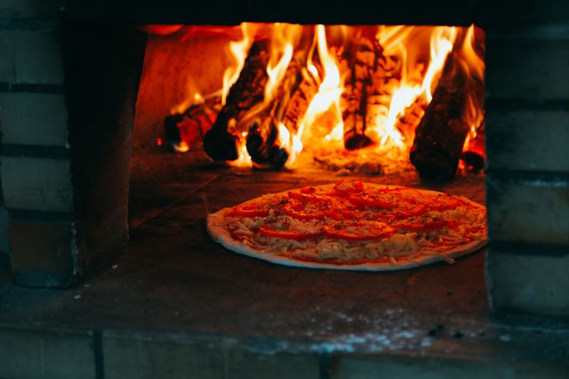 Dewey's Classic Margherita Pizza with fresh basil and mozzarella